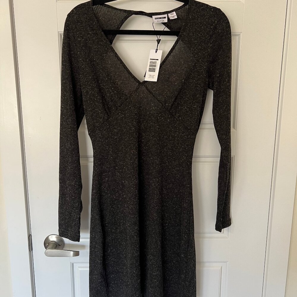 Noisy May - Large - Dark Grey Dress